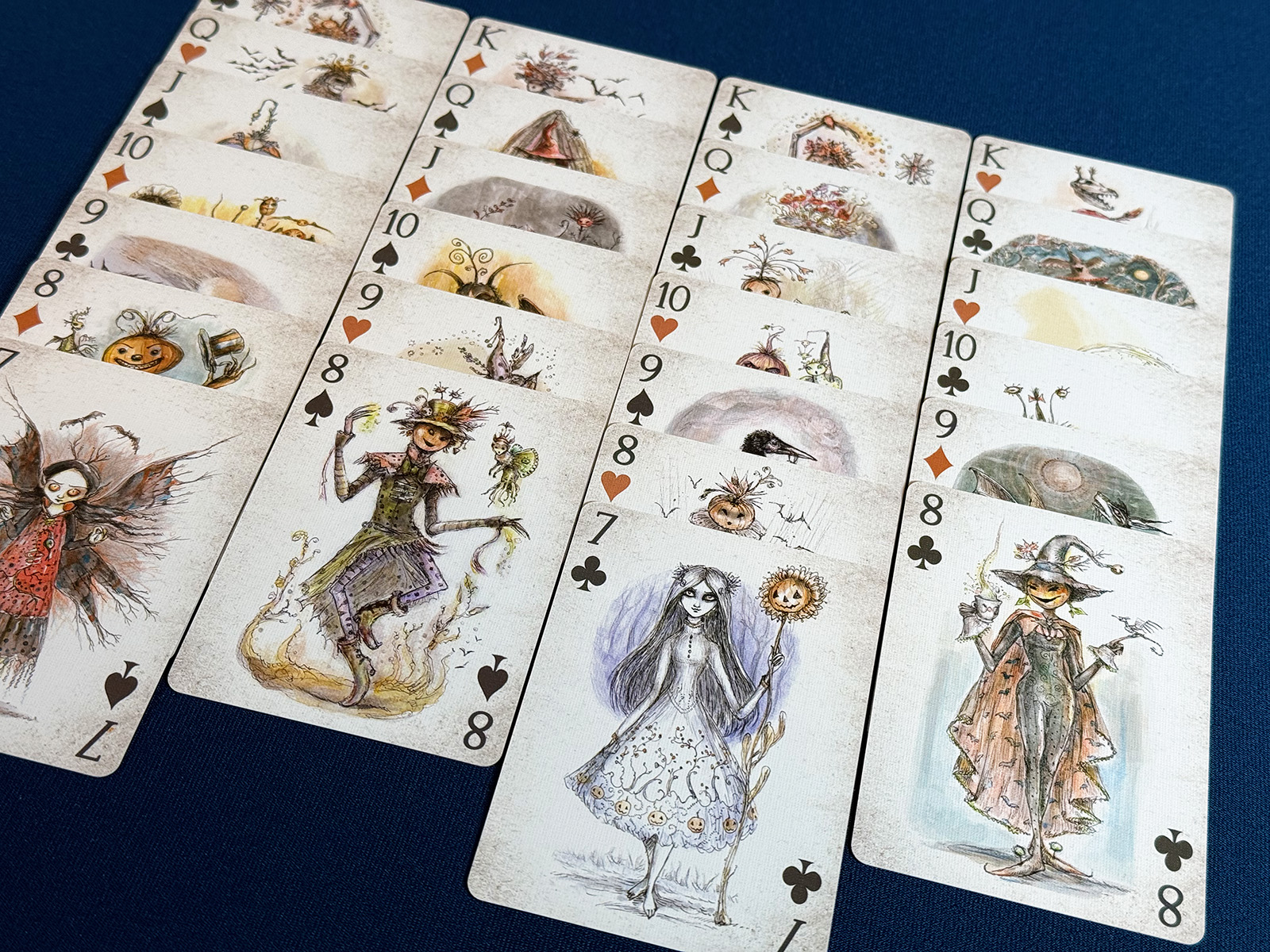 Enjoying Freecell with the Halloween Dreams Card Deck